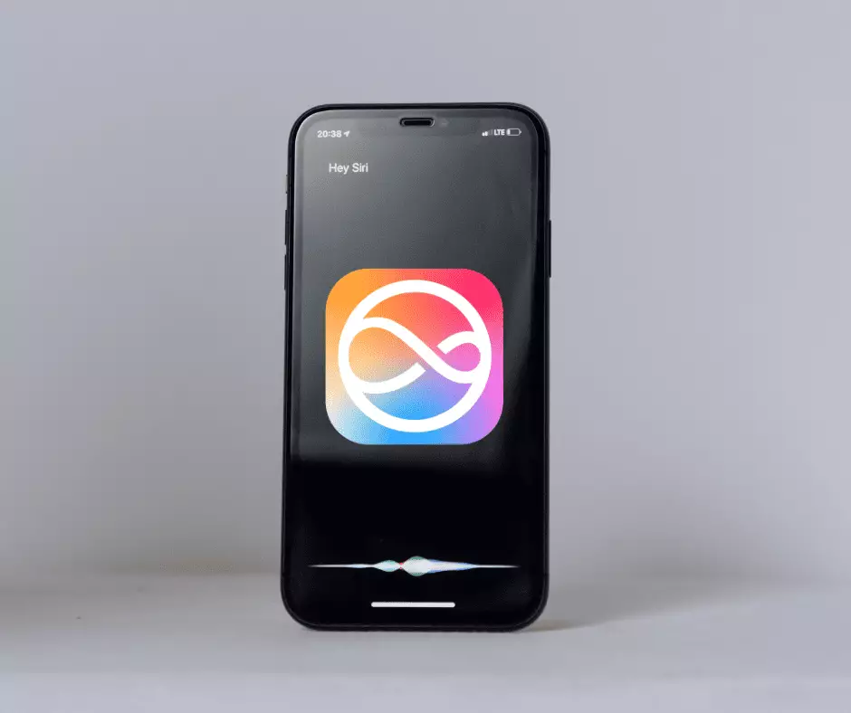 Apple Siri AI and the Evolution of Connected, Context-Aware Digital Assistants